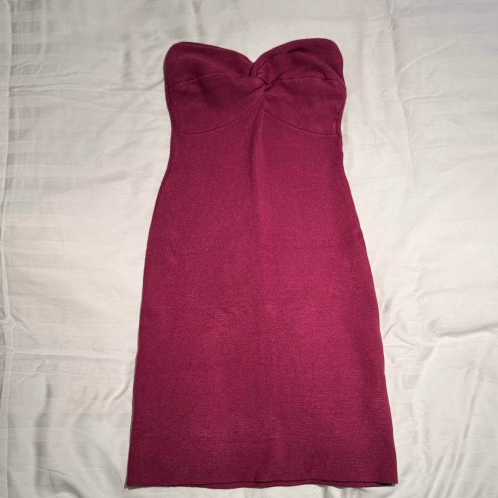 Abercrombie & Fitch Strapless Magenta Dress